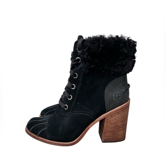 Ugg Jaxon Cuff Black Suede Genuine Shearling Stacked Wood 4” Heel Boots 9M - Picture 2 of 9